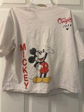 H&M White Kids Mickey Mouse Graphic Tee with Red and Yellow Accents